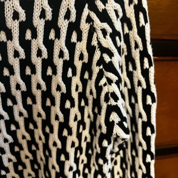 DEREK LAM 10 CROSBY SAWYER SWEATER EUC SIZE XS - Picture 10 of 11